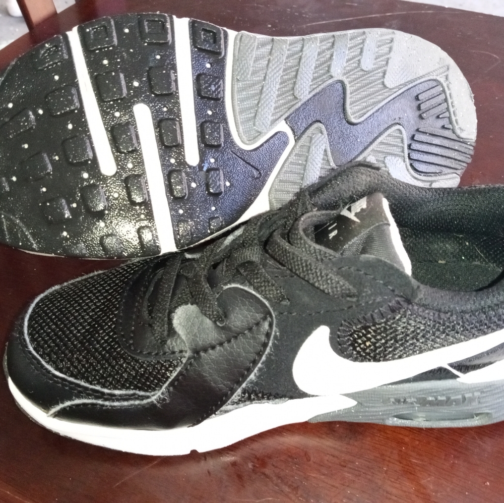 Boys nike